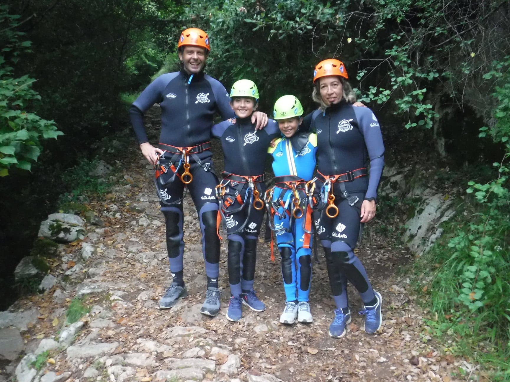 Aventura familiar: Doble Barrancos - Barrancos Familiar y Barranco Iniciación