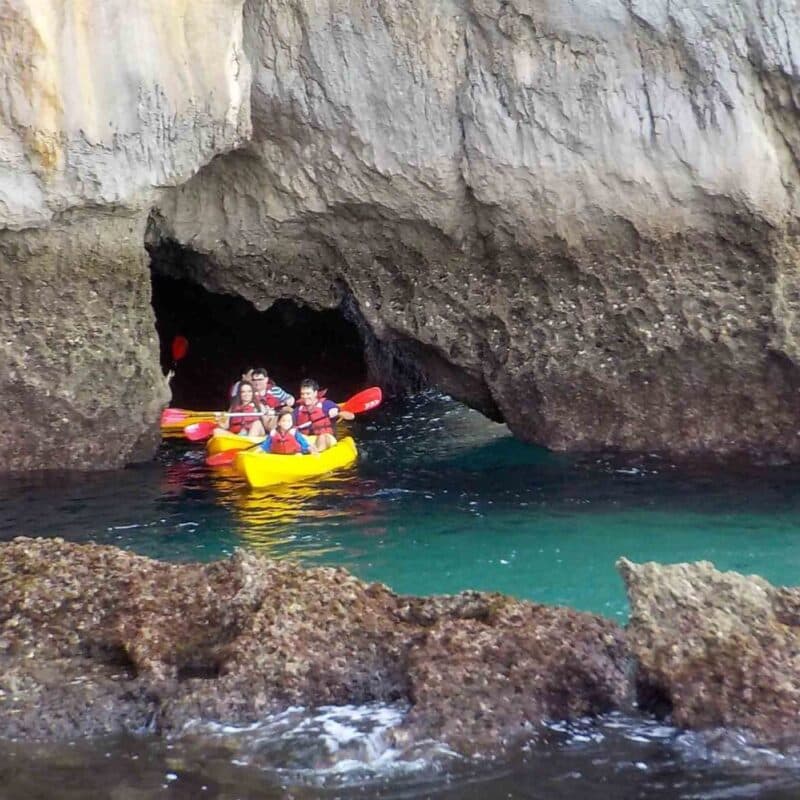 Aventura en kayak: Regreso del Faro del Caballo a Santoña