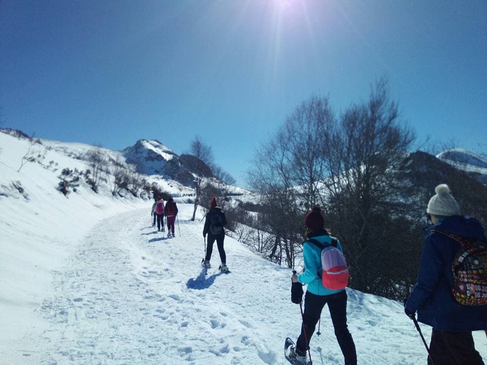 Aventura Invernales: Raquetas de Nieve en el Parque Natural de Ubiñas la Mesa