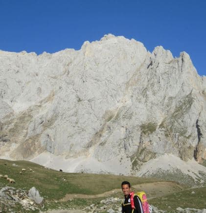 Escalada en Espolón de los Franceses a Peña Vieja: Una aventura única en la montaña