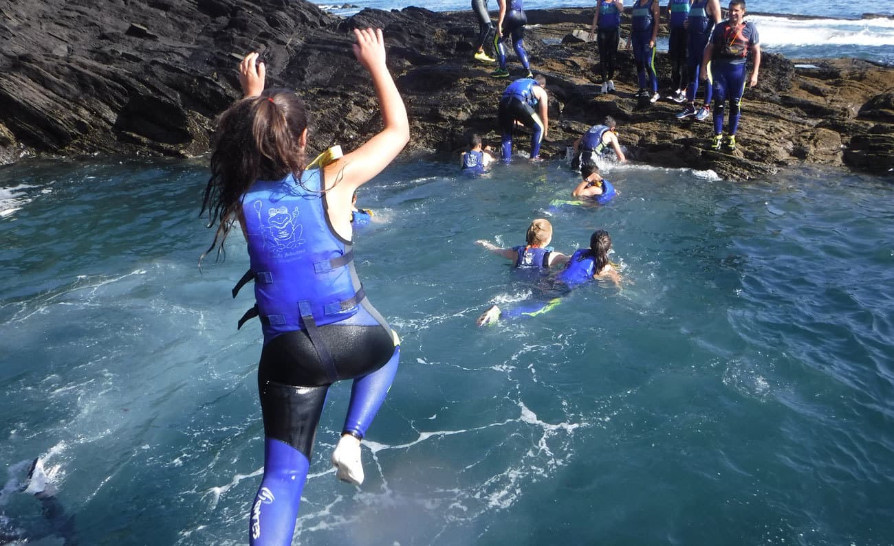 Coasteering en el Cantábrico