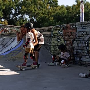 Clase de Skate en Somo