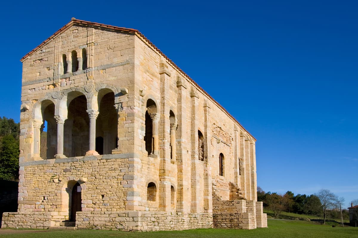 Ruta por el prerrománico en Oviedo: Tres joyas Patrimonio de la Humanidad