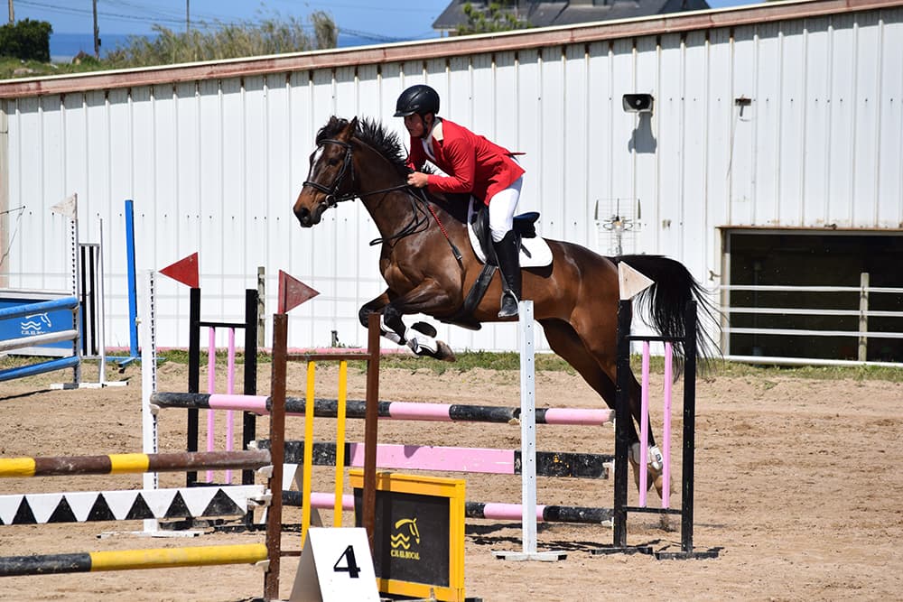 Clases de salto en Liencres