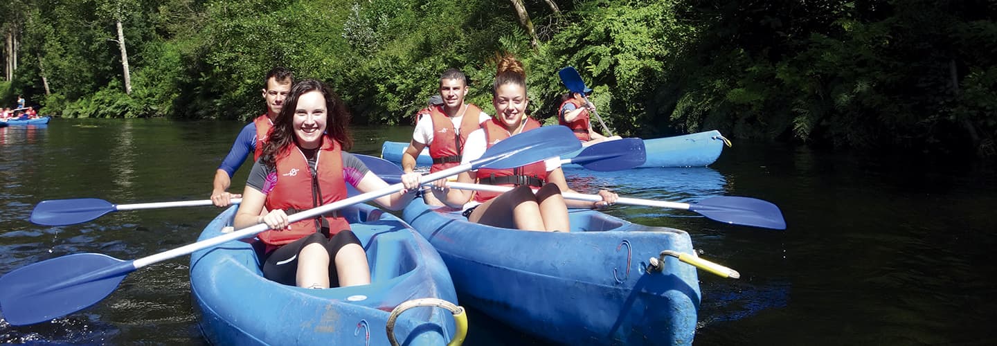 Descenso en Canoa del Río Eo: Aventura Familiar de Naturaleza y Diversión