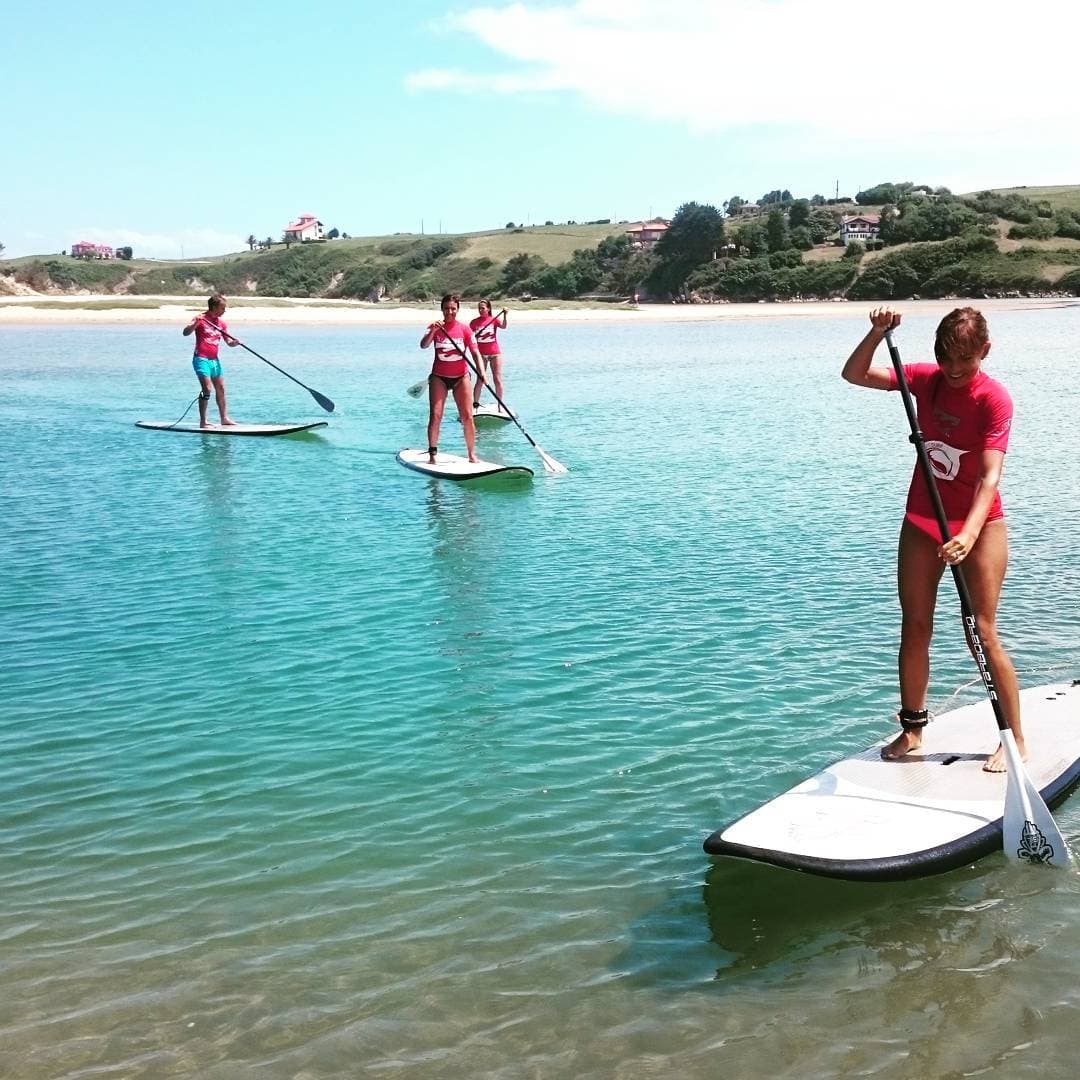 Clases de Stand Up Paddle en Playa de Oyambre