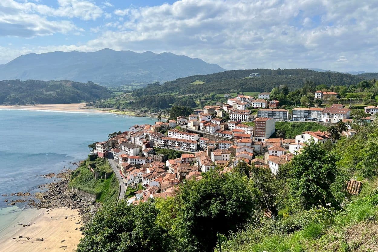 Excursión a la Costa Oriental con Lastres y Ribadesella