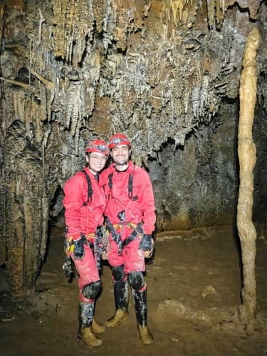 Espeleología en Cueva Mur (Ramales de La Victoria)