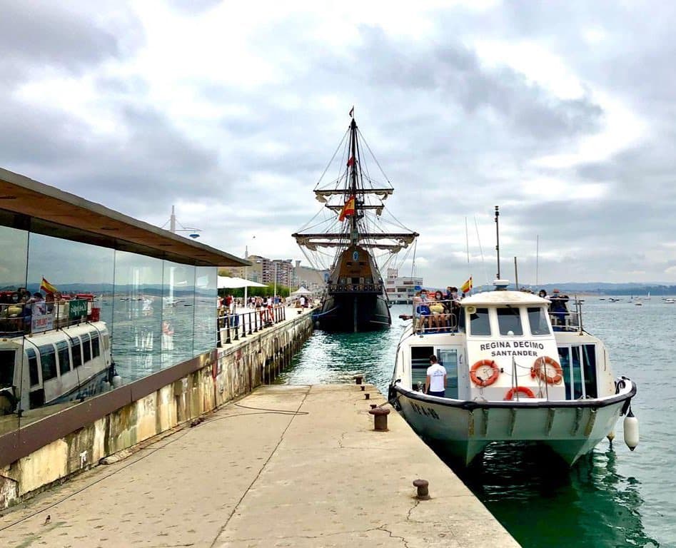 Excursión en barco por la Bahía de Santander con vistas y relatos históricos