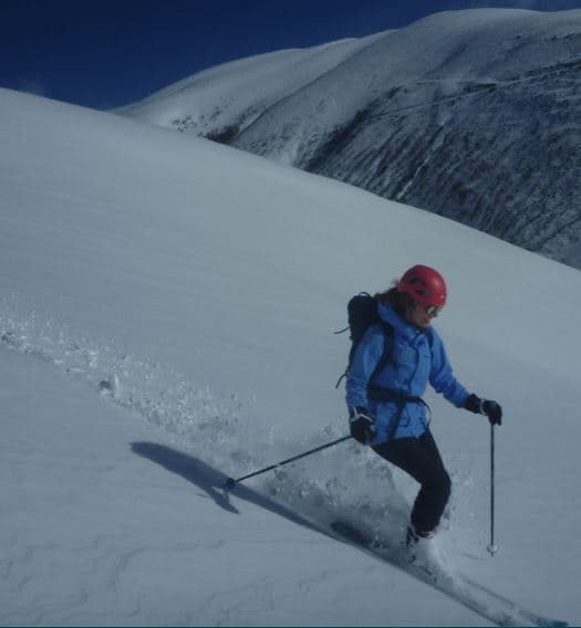 Ascenso Esquí de Travesía al Cellón: Aventuras en la Naturaleza Invernal