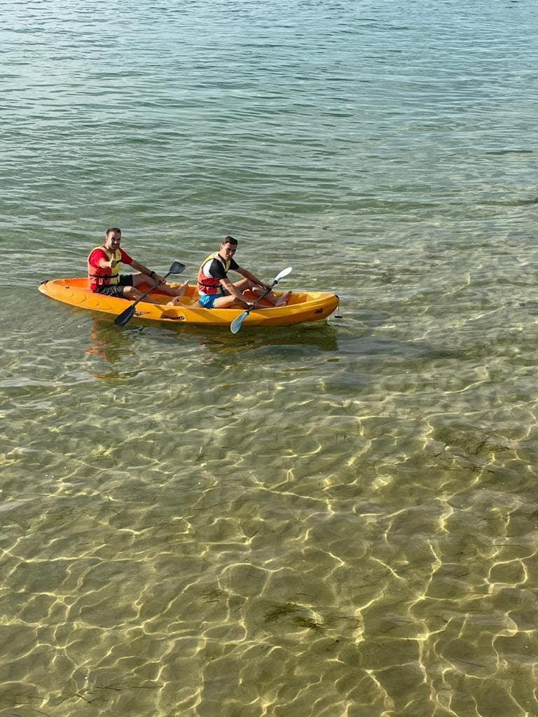 Excursión guiada en Kayak por la Isla de Mouro o la Ría de Cubas