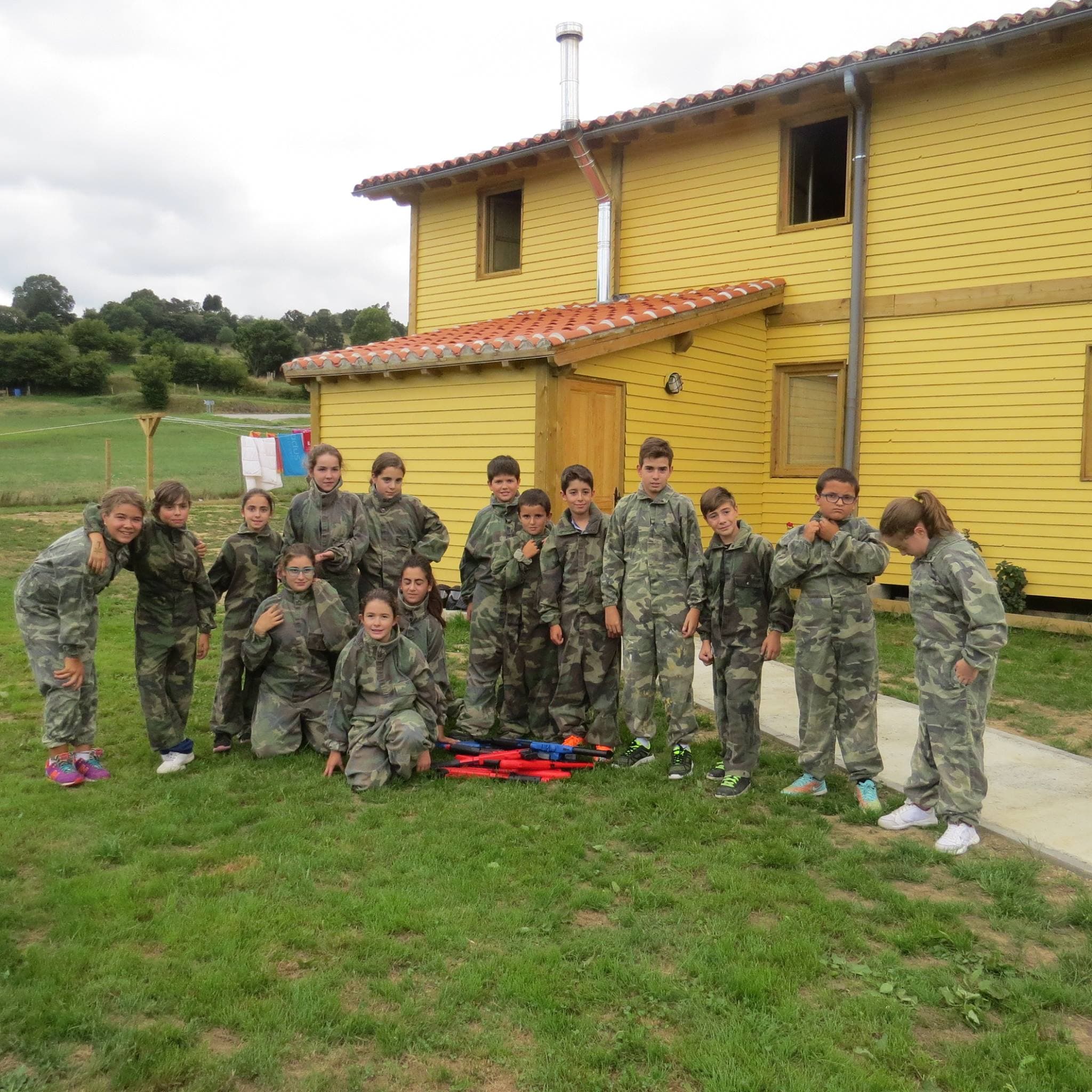 Batalla de Paintball Light o Láser con merienda incluida