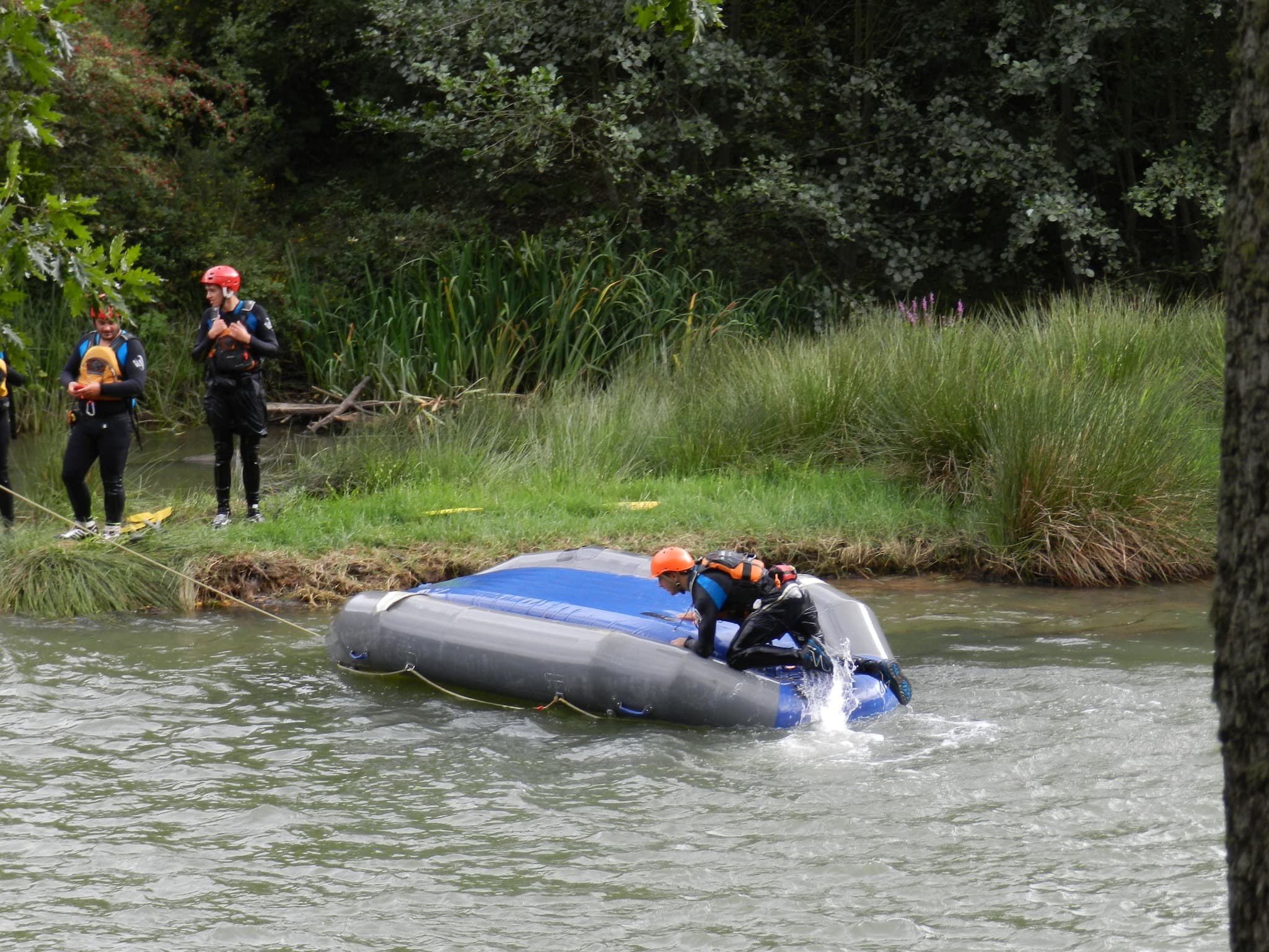 Rafting en el Ebro: Aventura en Aguas Bravas y Naturaleza en Cantabria