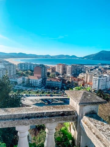 Ruta de fin de semana en velero de Santander a Laredo