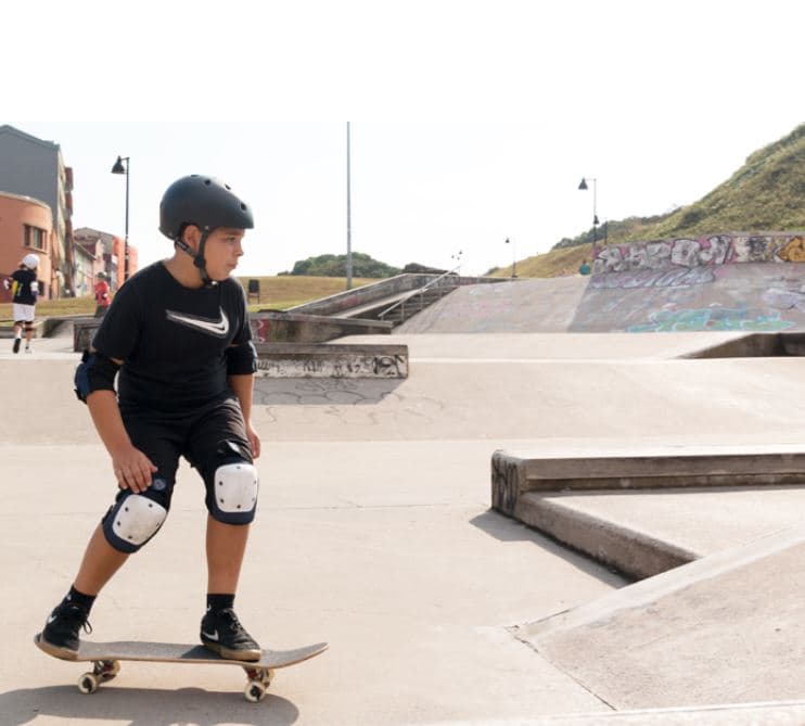 Clases de skate particulares en Gijón: Aprende y diviértete sobre ruedas