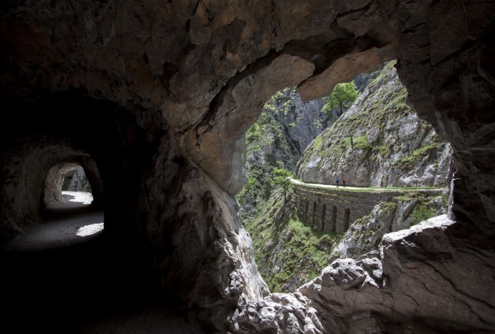 Ruta senderista del Cares + Ruta 4x4 en los Picos de Europa