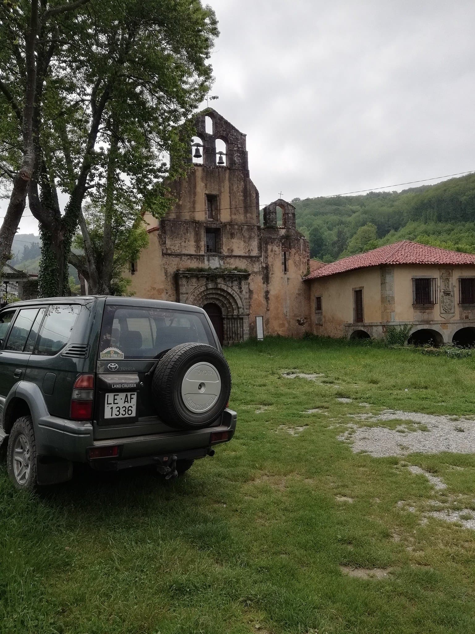 Ruta en 4x4 y acampada en Cangas del Narcea