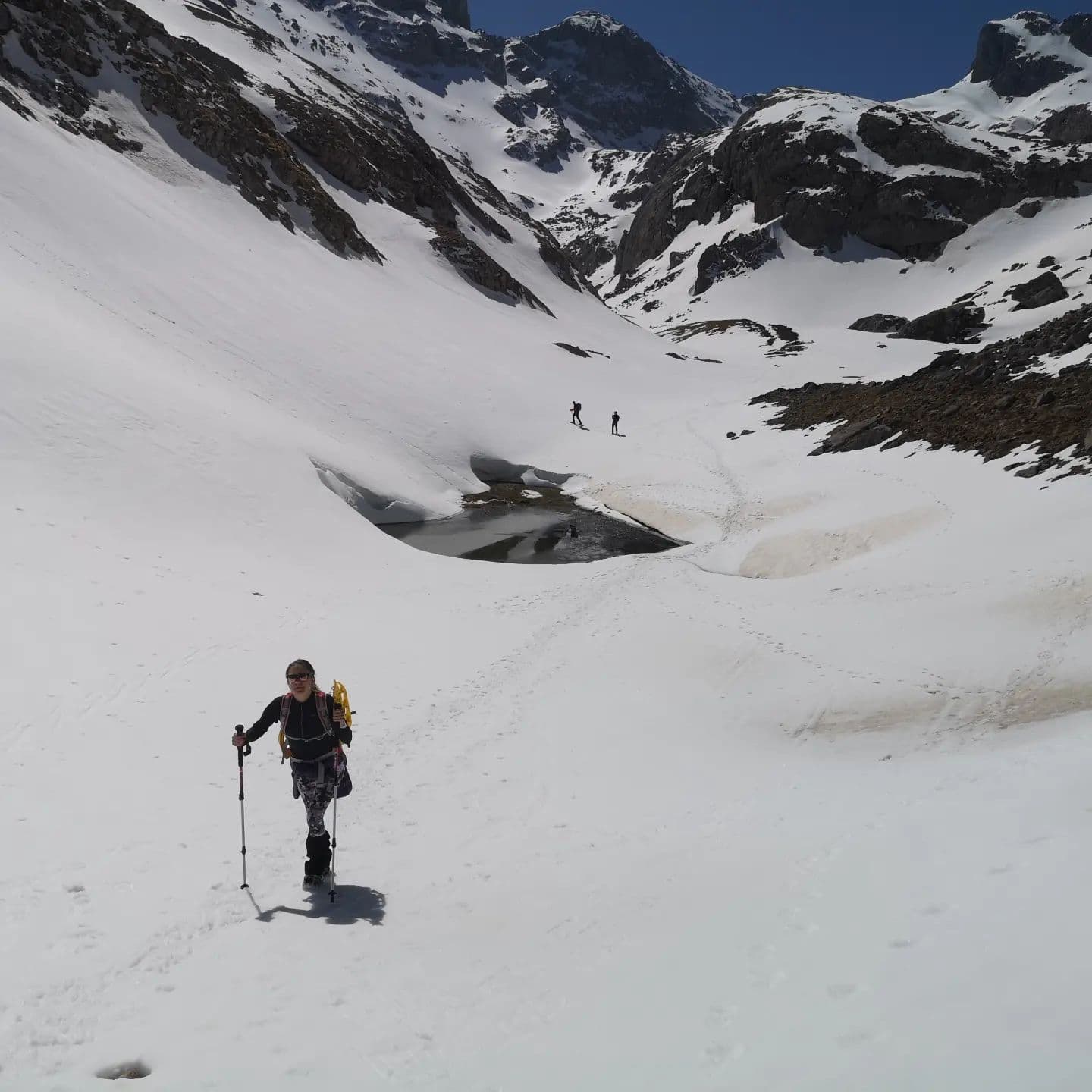 Raquetas de nieve en Picos de Europa: Aventura invernal familiar
