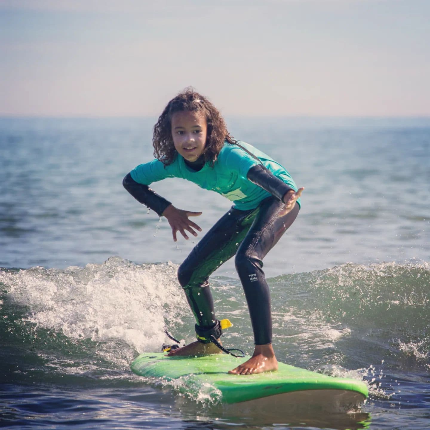 Surf Camp para jóvenes en Playa de Oyambre