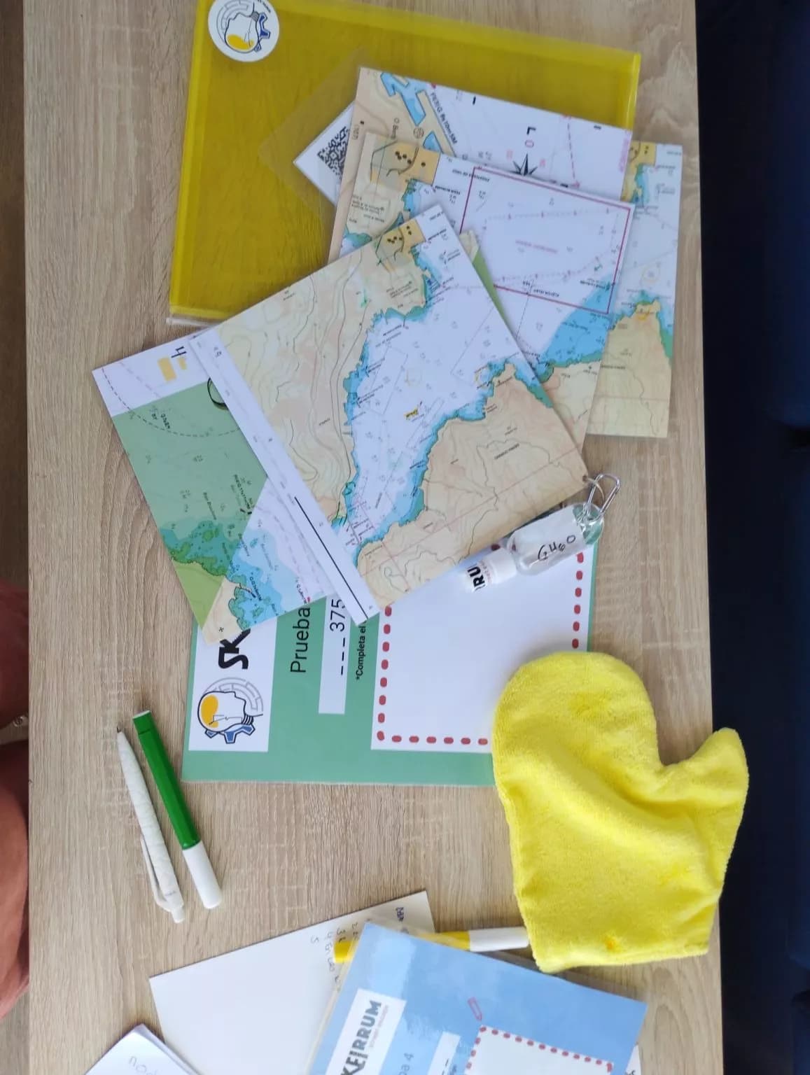 Misterios en el mar: Una competición en equipo con la ría como tablero de juego