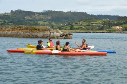 Formación de piragüismo en Asturias: Aprende desde cero en plena naturaleza