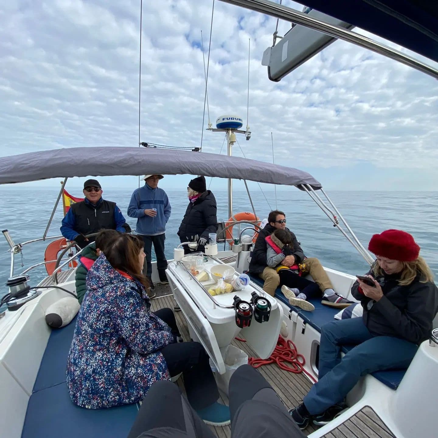 Paseo en velero por la bahía de Santander | Día completo