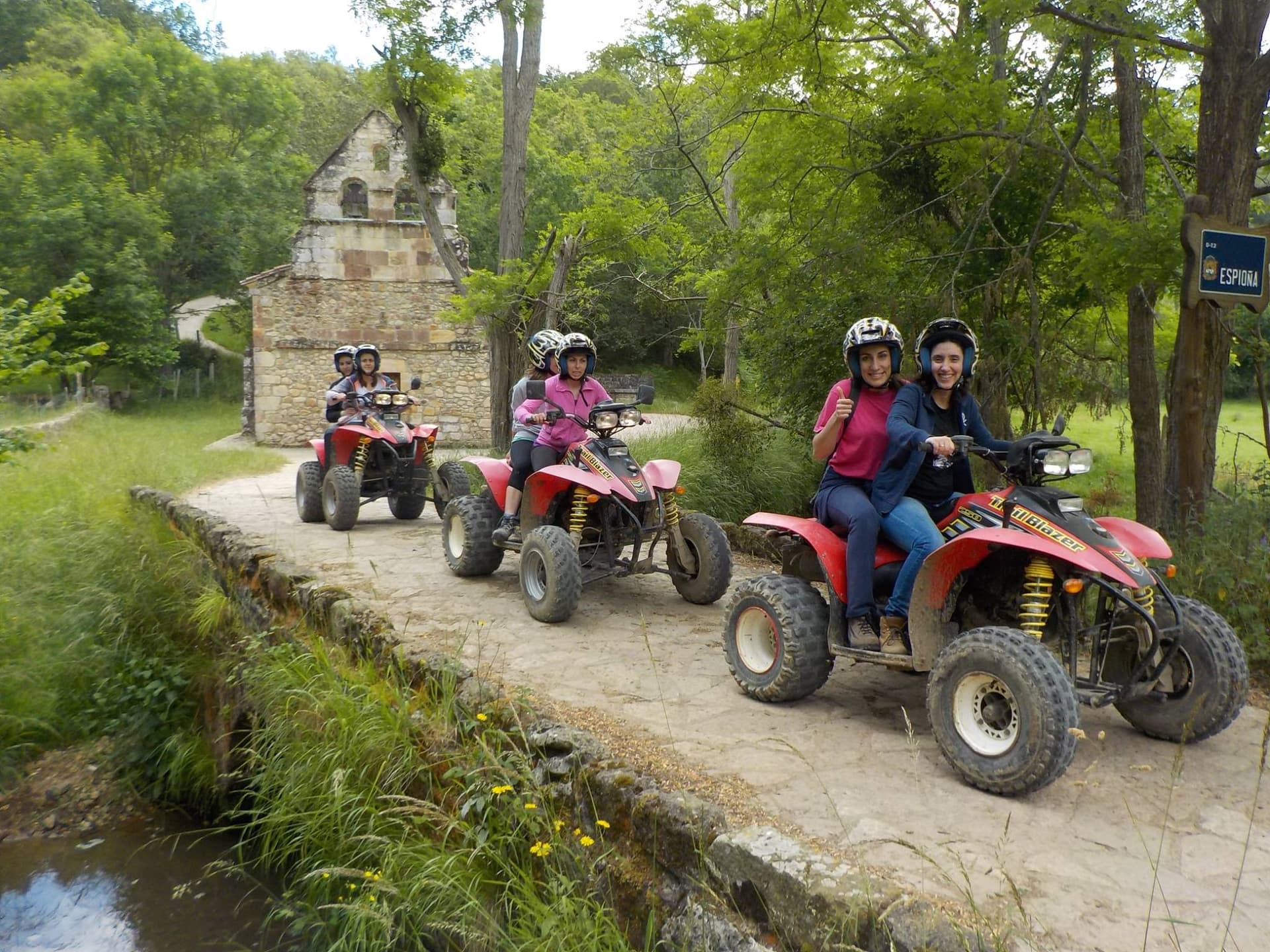Quad bike tour through the Mirador del Águila: Adventure and Nature in Picos de Europa