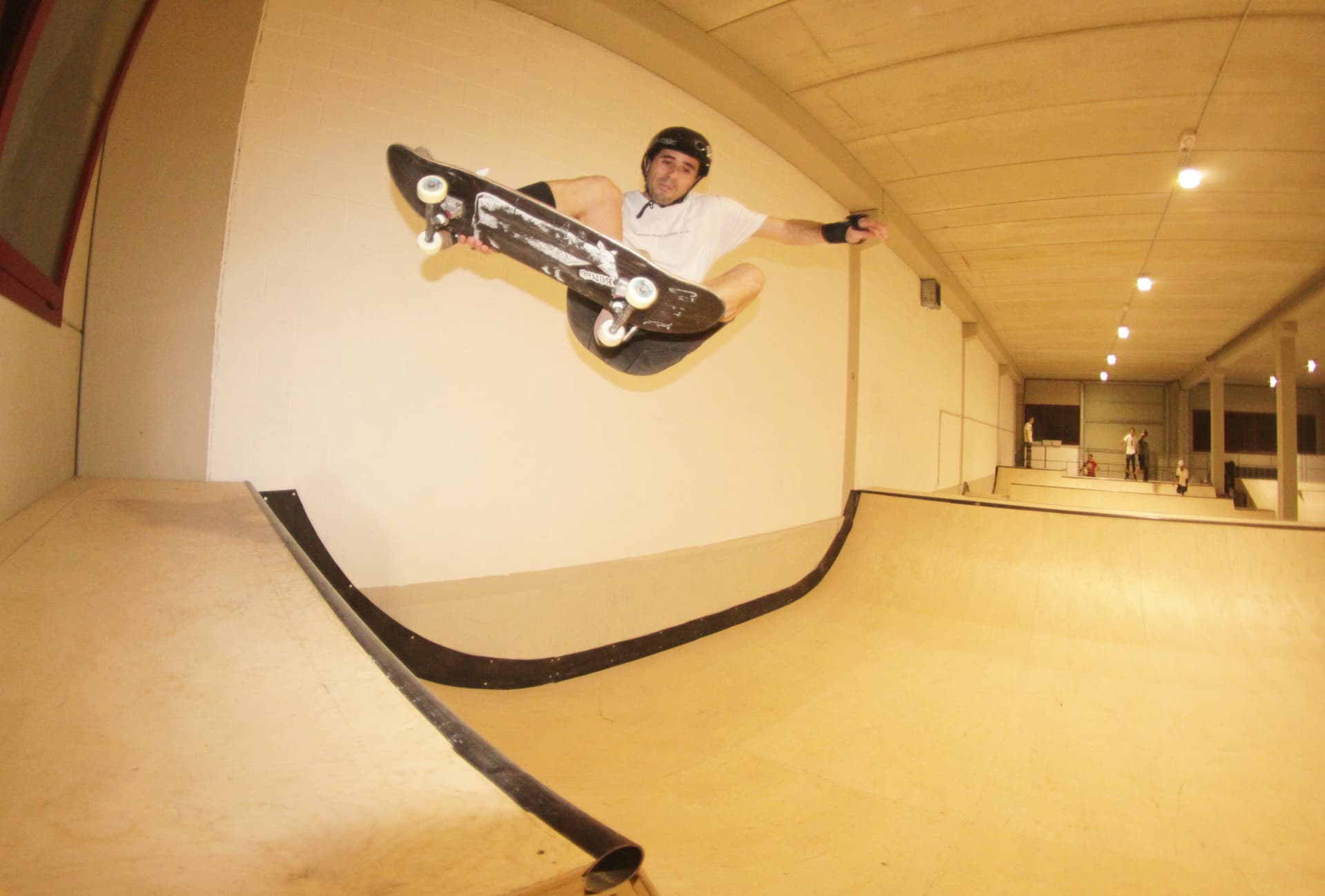 Skate school in Eibar: Skate lessons for all levels